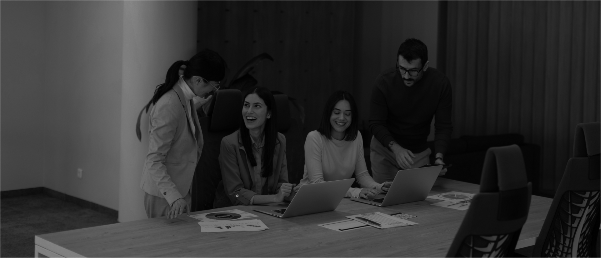 İletişim Arka Plan